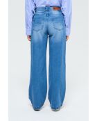 Mittelblaue Jeans