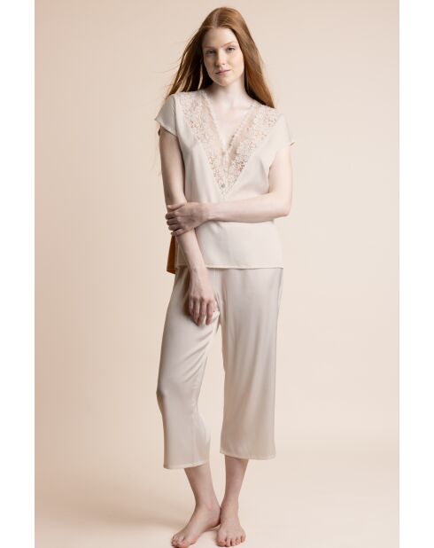 Klassieke pyjama van satijn en guipure met champagnekleurige mouwen