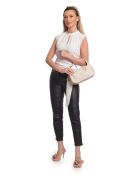 Bolso Calista de piel beige - 15x29,5x9 cm