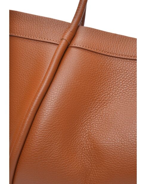 Bandolera Mia de piel coñac - 23x37,5x14 cm