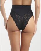 String Dentelle noir