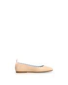 Beige ballerina's van Sia