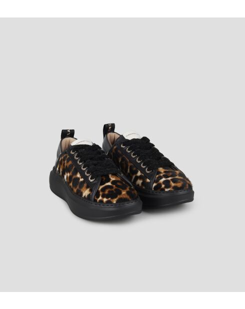 Zwarte sneakers van zandleer van Wembley