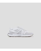 Witte sneakers van Liverpool