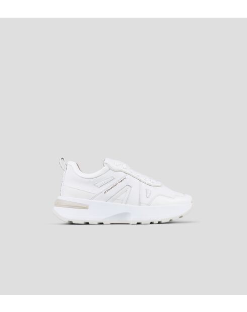 Witte sneakers van Liverpool