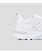 Witte sneakers van Liverpool