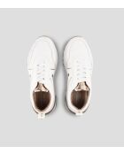 Weiße Kupfer-Turnschuhe von Liverpool