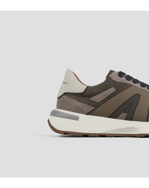 Donkerivoorkleurige leren sneakers Liverpool