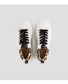 Witte sneakers van zandleer van Wembley
