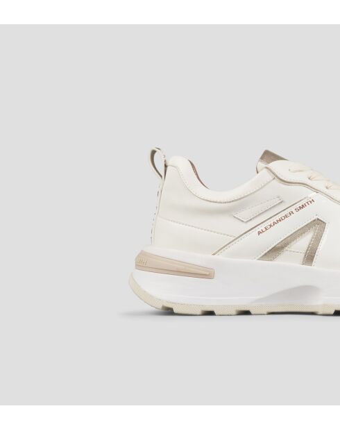 Lichtwit/gouden sneakers van Liverpool