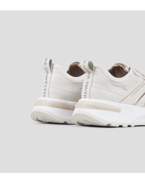 Beige sneakers van Liverpool