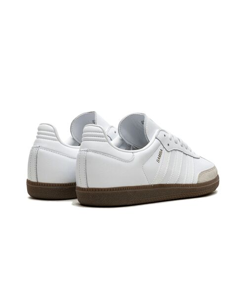 Sneakers van suèdeleer van samba, troebel wit gom