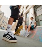 Baskets en cuir suédé Campus 00s core black