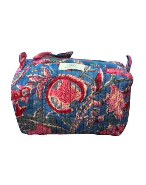 Delhi S Steppetui, gedruckt auf blauem Hintergrund