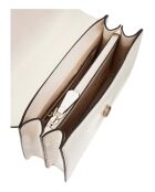 Salinge Schultertasche mit Klappe cremefarben - 22x13x7 cm