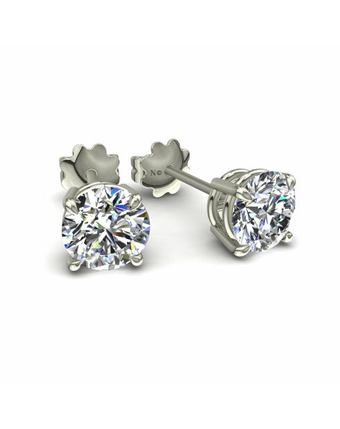 1.00 karaat Sabrina witgouden synthetische diamanten oorbellen