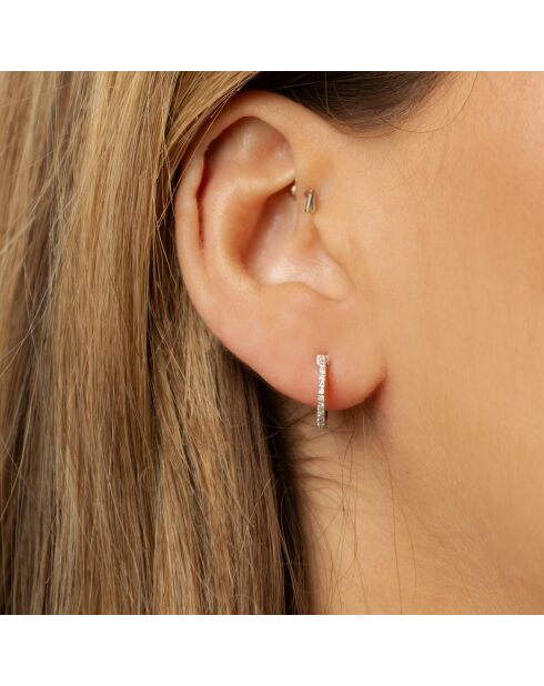 0.08 karaat Beatrice roségouden synthetische creoolse diamanten oorbel