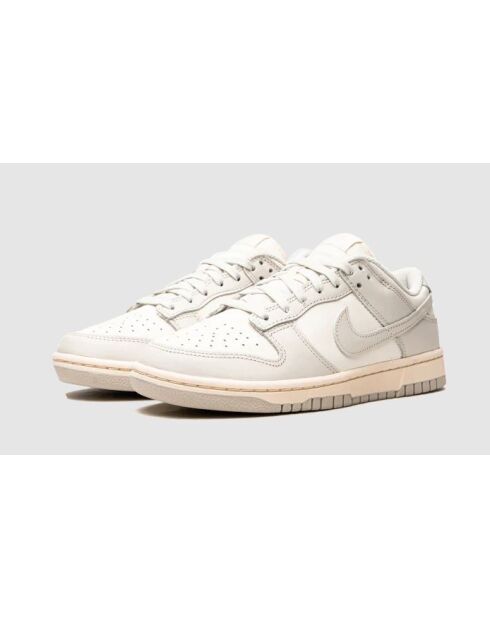 Baskets Dunk Low Light écrues