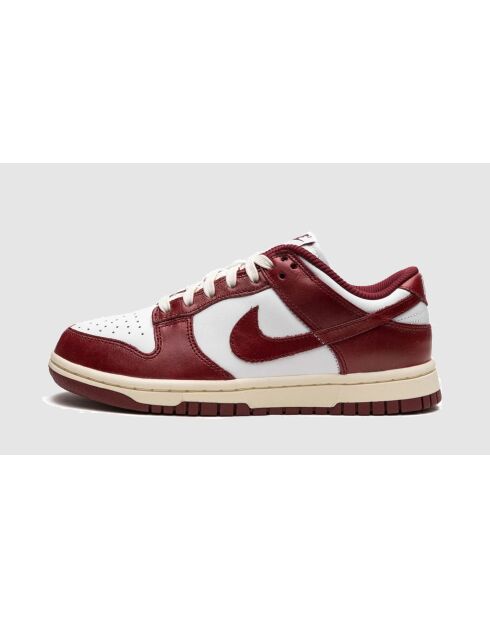Rote Turnschuhe Dunk Low PRM Team
