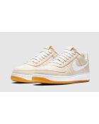 Air Force 1 Low Premium Sneakers aus hellcremefarbenem Gummi