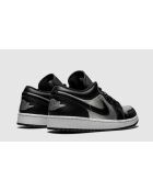 Air Jordan 1 Low SE sneakers in zwart en metallic zilver