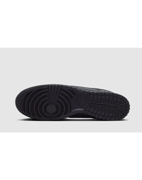 Reflektierende graue Dunk Low Sneakers