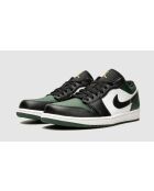 Air Jordan 1 Sneakers met lage groene neus