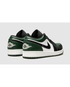 Air Jordan 1 Sneakers met lage groene neus