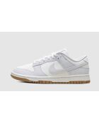 Graue Fußballschuhe Dunk Low Next Nature