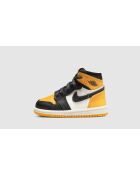 Air Jordan 1 Retro High OG Babyschuhe mit gelber Zehenpartie (TD)