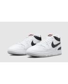 Mac Attack SQ SP weiße und schwarze Sneakers