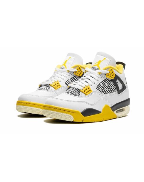 Weiße und gelbe Air Jordan 4 Sneakers