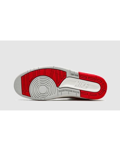 Air Jordan 2 SE weiße und rote Sneakers