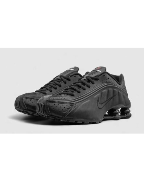 Shox R4 schwarze Sneakers