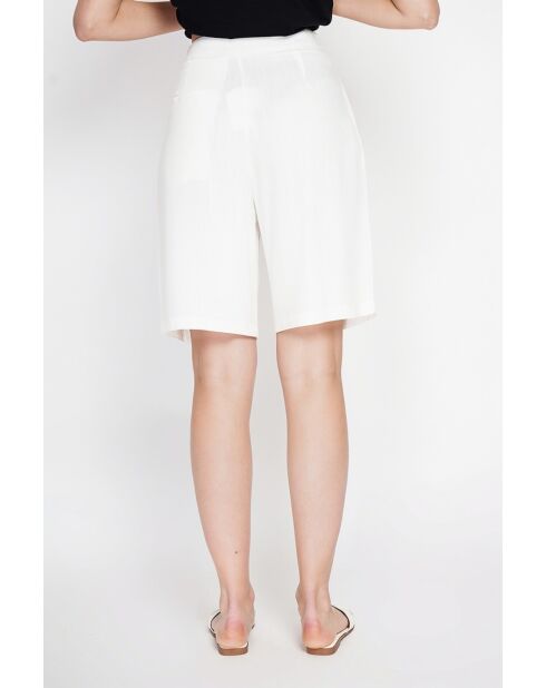 Witte bermuda's van linnenmix met hoge taille in rozet