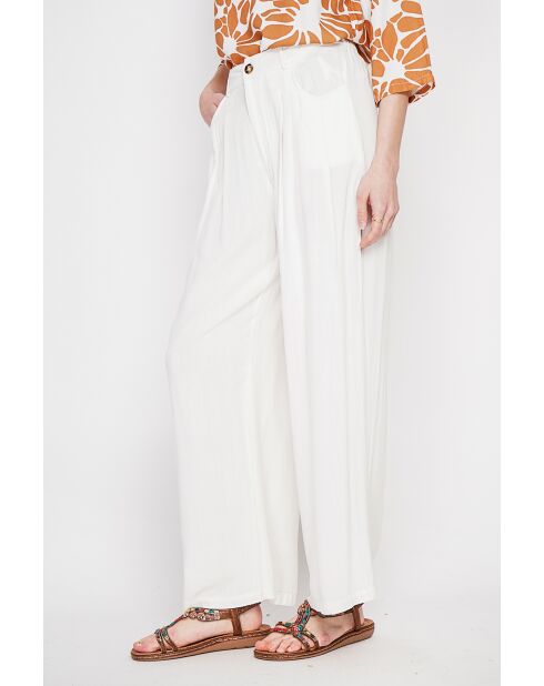 Pantalon coupe ajusté à jambe large en lin mélangé Danielle blanc