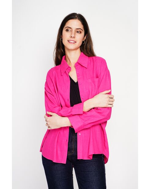 Christiane Fushia langes Leinenhemd in Übergröße