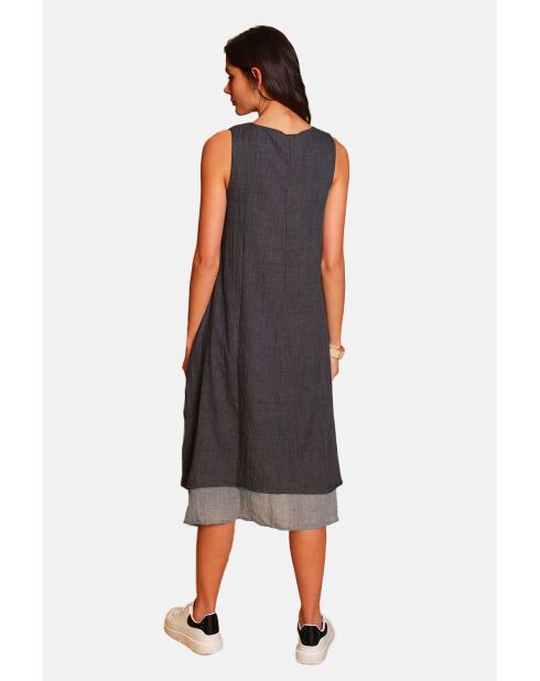 Zwart-witte linnen vrijetijdsjurken met v-hals