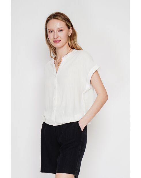 Josée weißes Hemd aus Leinenmischung mit tunesischem Kragen