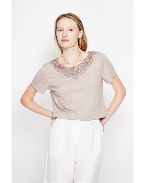 Sylvie beiges T-Shirt mit Rundhalsausschnitt aus Leinenmischung