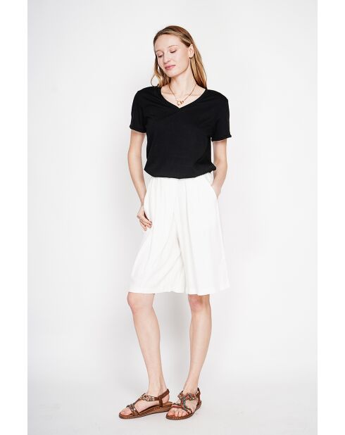 Michèle schwarzes T-Shirt mit V-Ausschnitt aus Leinenmischung