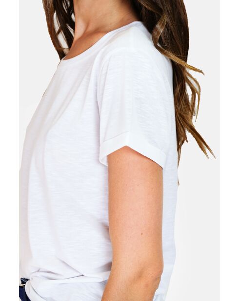 Francine weißes Rundhals-T-Shirt aus Leinenmischung