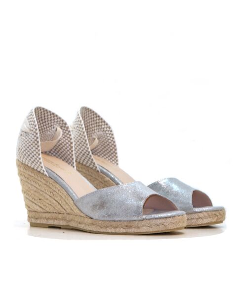 Ana Belen sandalen met hak van zilverkleurig suède - Hak 8 cm