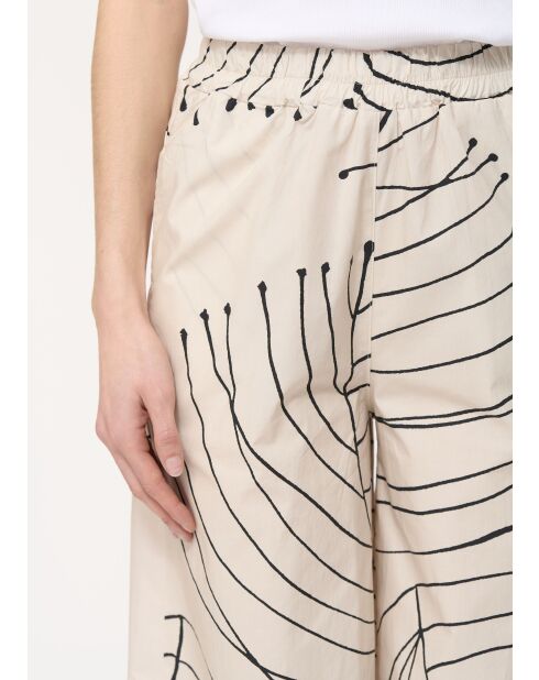 Weite Baumwollhose Jusanka mit ecrufarbenem Pflanzenprint