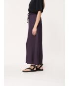 Bristom Hose aus pflaumenfarbenem Satin mit weitem Bein