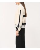 Japanischer gerader Pullover mit platzierten Streifen, ecru/marineblau