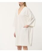 Witte halfkorte oversized jurk van Juno