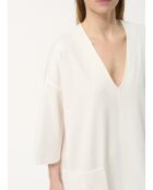 Witte halfkorte oversized jurk van Juno