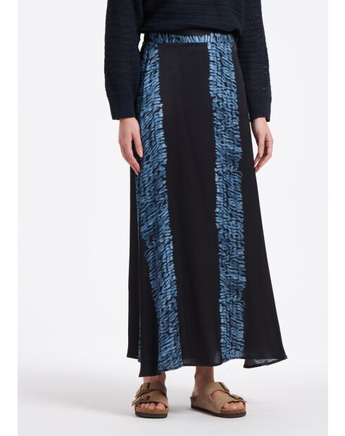 Donkerblauwe gestreepte satijnen rok van Bamako met stropdas en kleurstof