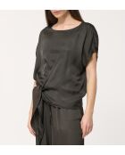 Jaisuke schlichtes, schlichtes Satinoberteil mit Krawatte